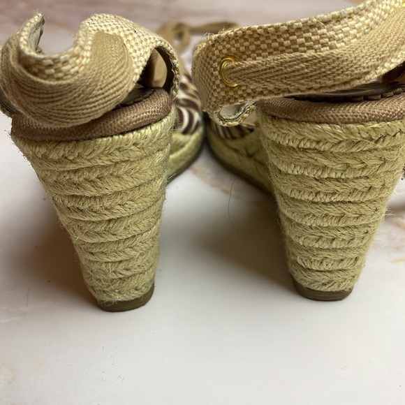 C. Wonder Brown White Zebra Print Tie-up Espadrille Wedge Heels Sandals - Size 6 - Picture 7 of 9